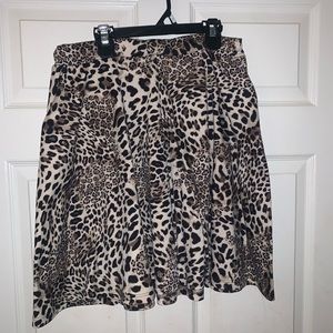 FASHION TO FIGURE Leopard skater skirt size 2X